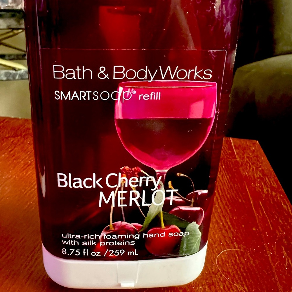 Bath & Body Works SmartSoap Refill.
